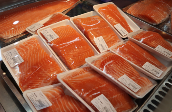 Khay xốp M14- khay xốp đựng hải sản